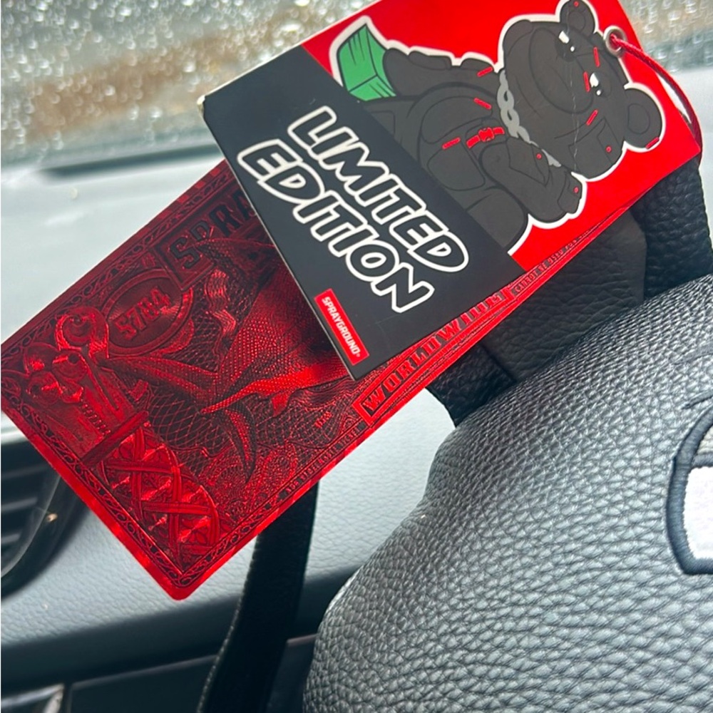 Sprayground limited addition money bear